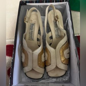 Beige sandals made in Italy